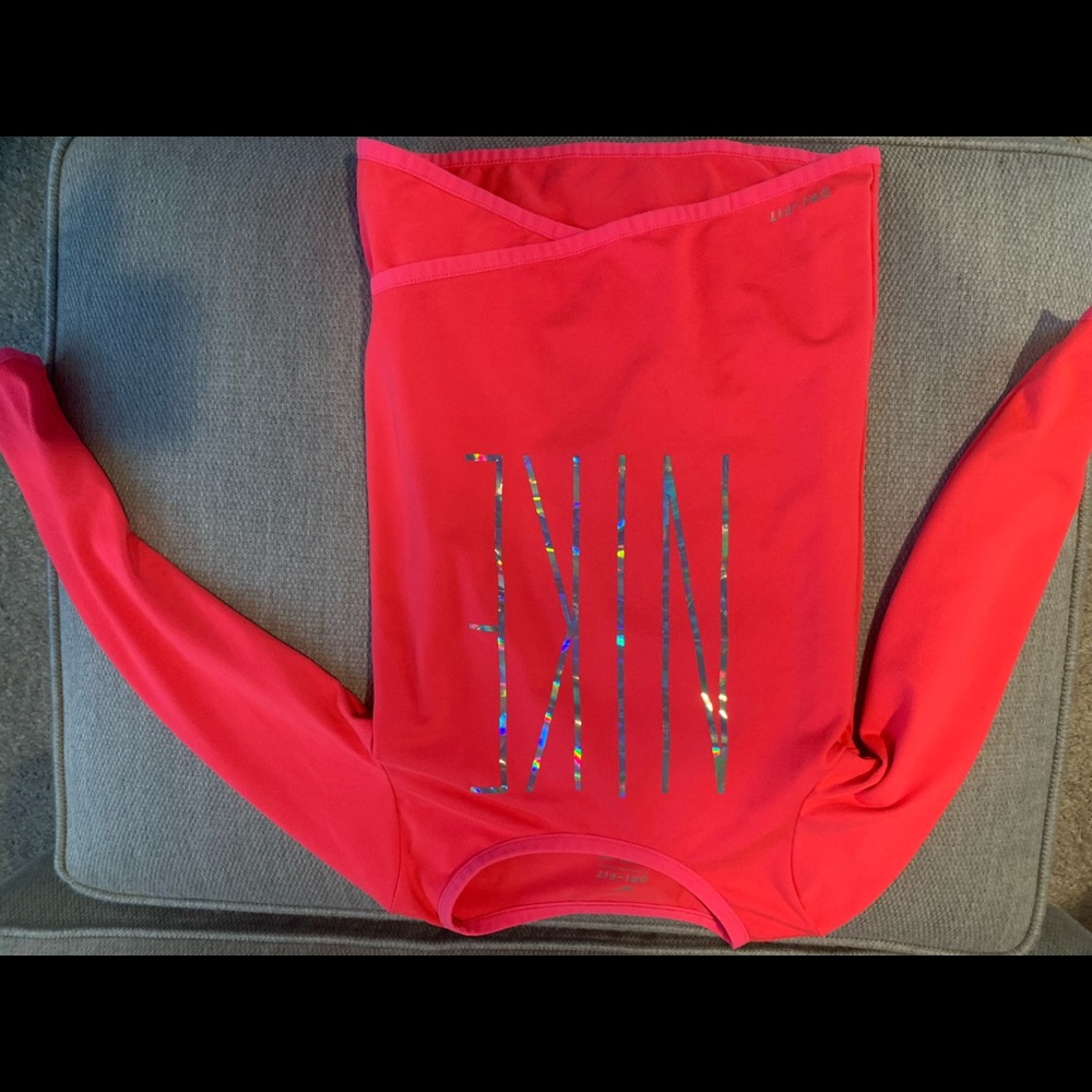 Girls Nike long sleeve shirt 3t